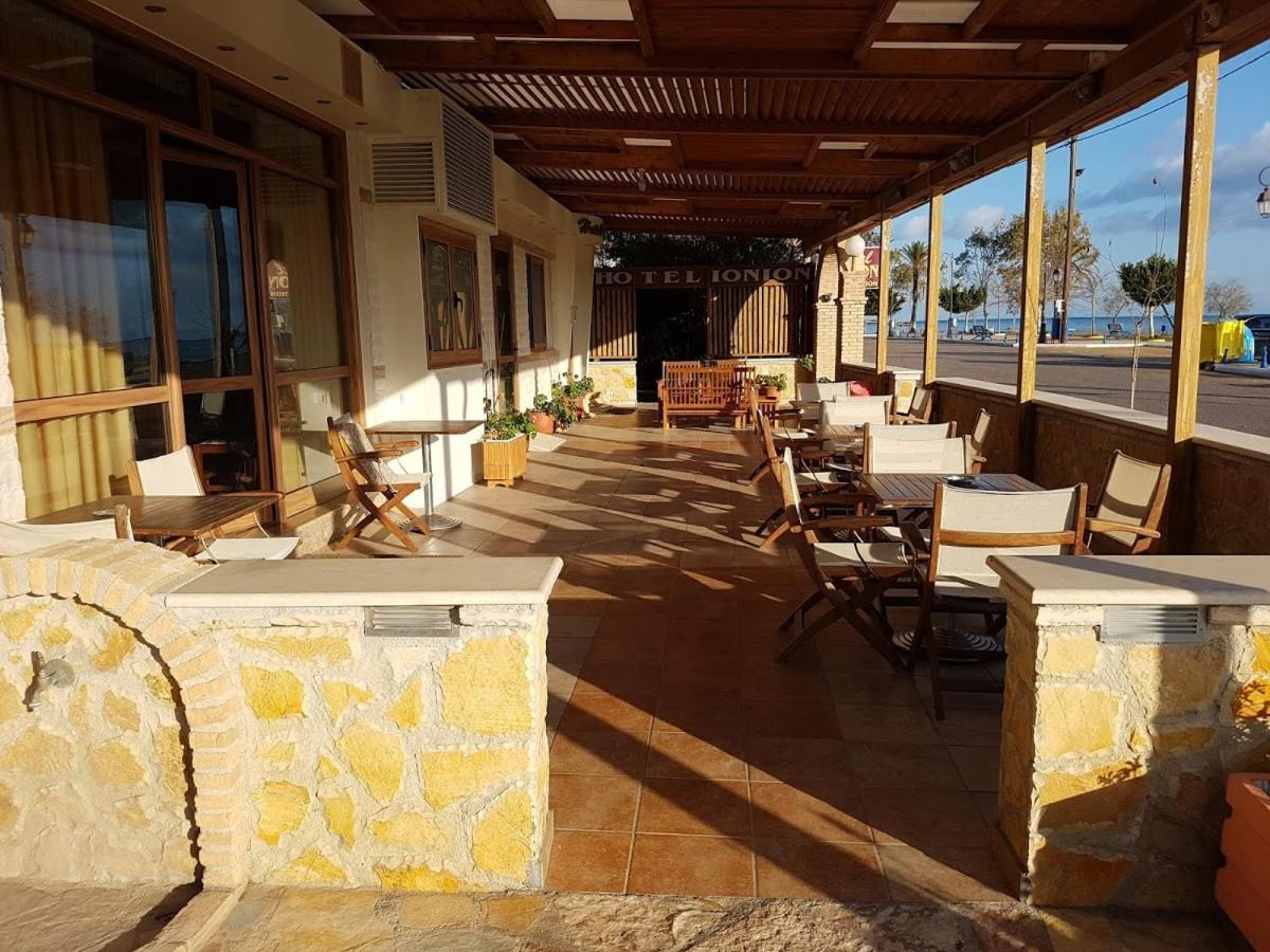 Hotel Ionion Kastro-Kyllini Buitenkant foto